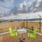 Seaview Townhouse, Steps From Market By 360 Estates Апартаменты Марсашлокк
