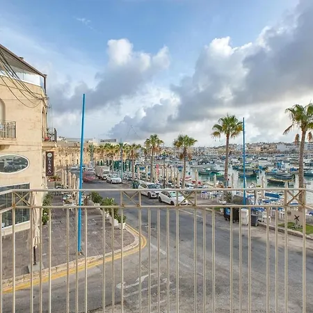 Seaview Townhouse, Steps From Market By 360 Estates Marsaxlokk