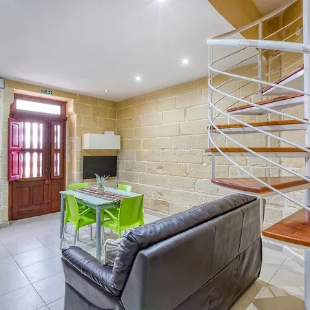 Seaview Townhouse, Steps From Market By 360 Estates Marsaxlokk