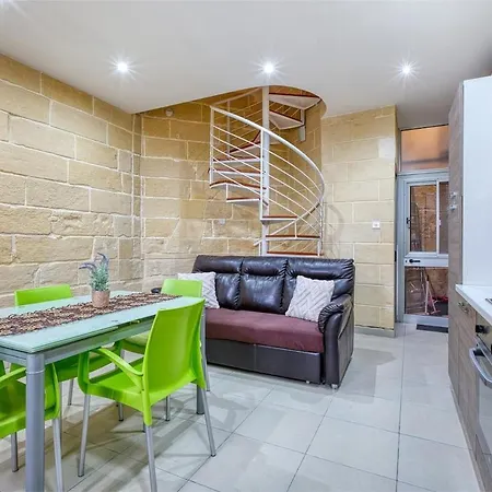 Seaview Townhouse, Steps From Market By 360 Estates Apartment *