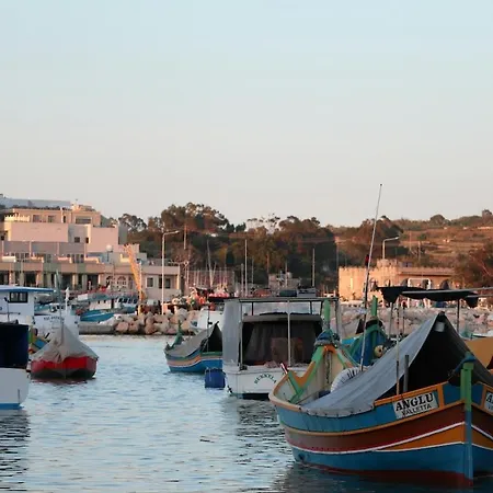 Seaview Townhouse, Steps From Market By 360 Estates Apartamento