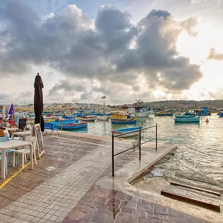 Seaview Townhouse, Steps From Market By 360 Estates Apartment *