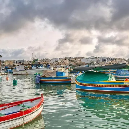 Seaview Townhouse, Steps From Market By 360 Estates Apartment *