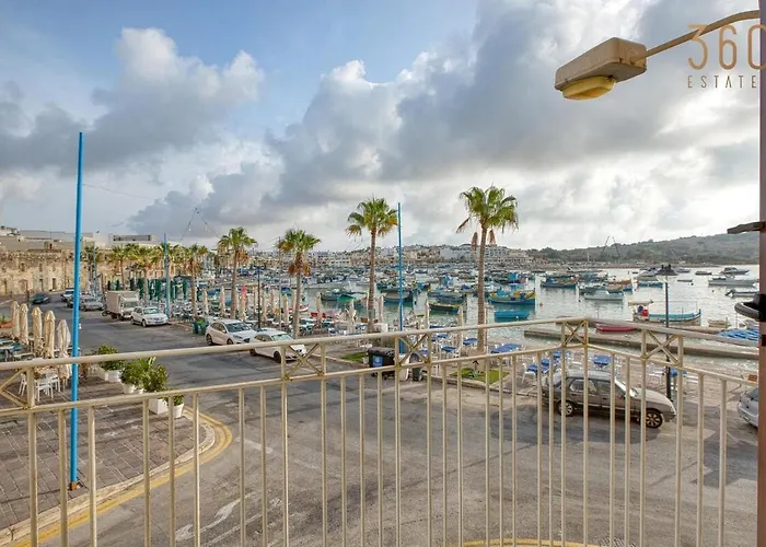 Apartment Seaview Townhouse, Steps From Market By 360 Estates Marsaxlokk