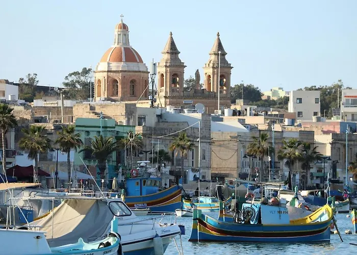 Seaview Townhouse, Steps From Market By 360 Estates Marsaxlokk